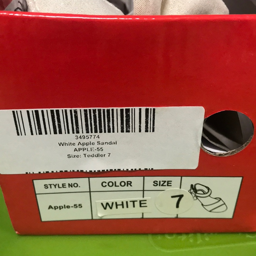 White metallic shoes size 7 toddler girls - Picture 2 of 3